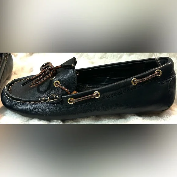 Tommy Hilfiger Randra Leather slip on ballet boat shoe loafer women’s size 6.5M - Picture 8 of 13